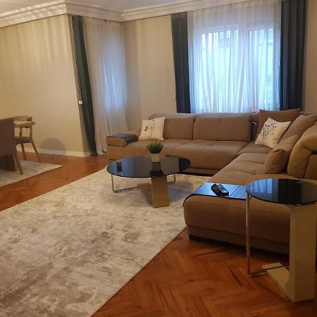 5 Minutes To Subway Apartment Istanbul Exterior photo